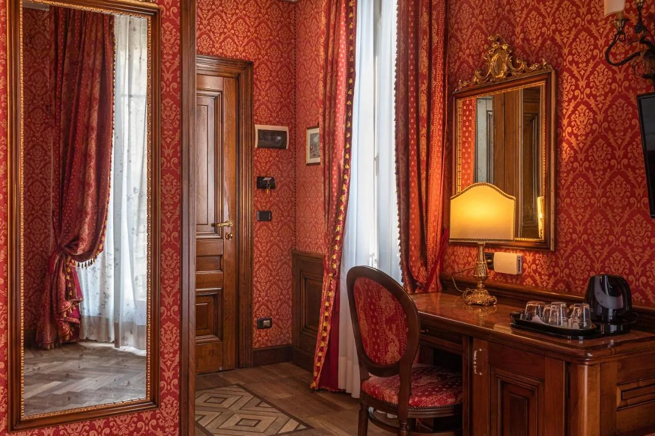 Palazzina Veneziana Hotel 2*, Venice Italy